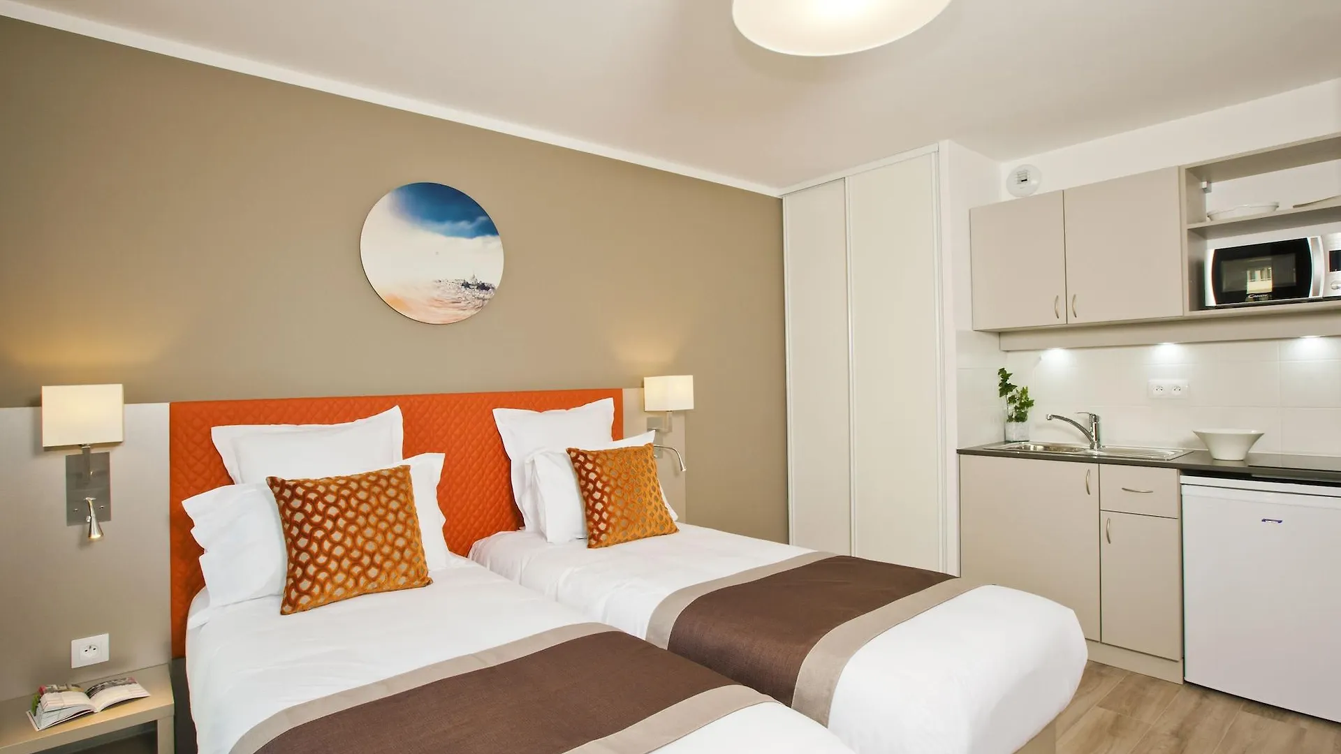 Aparthotel Residhome Rosa Parks